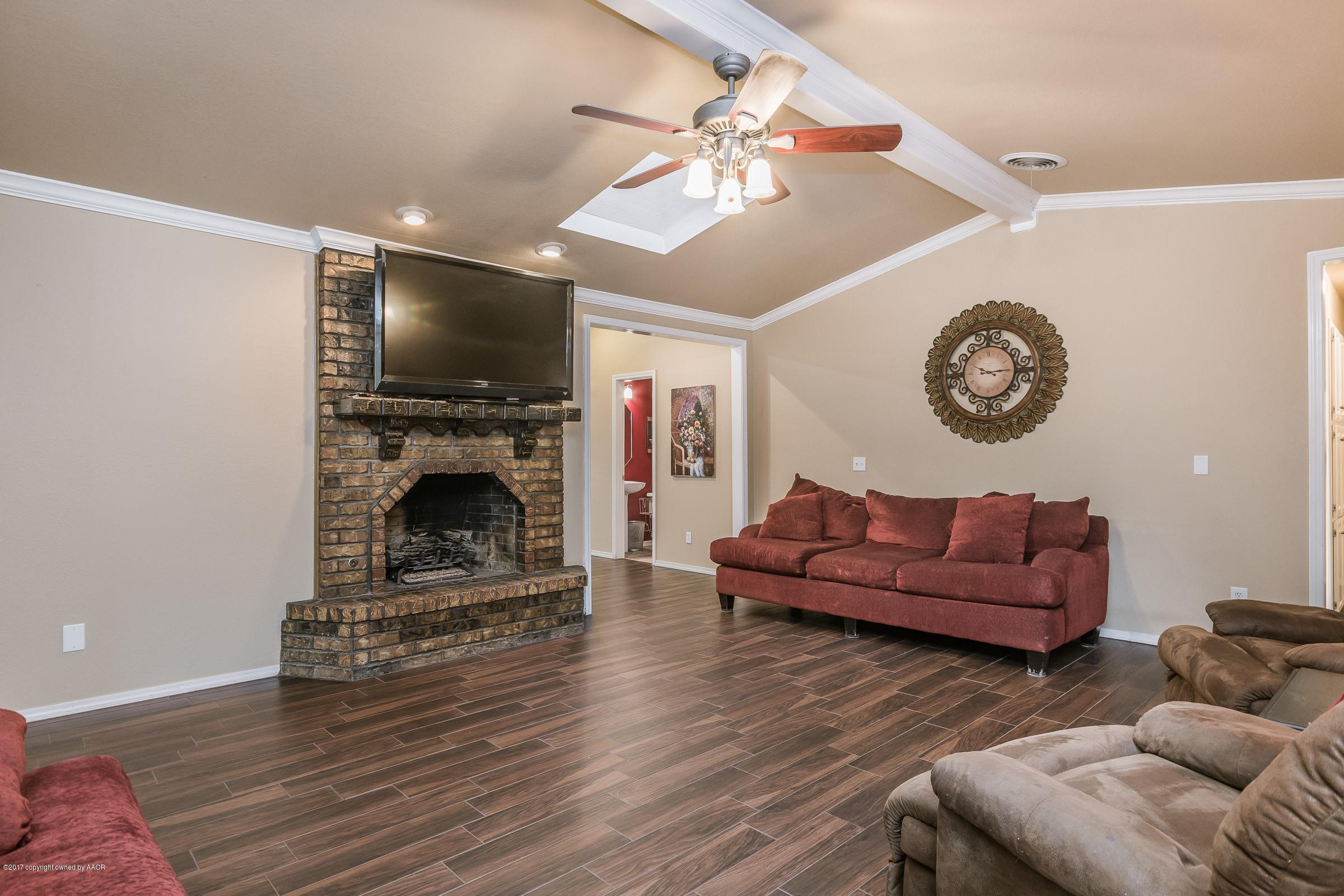 6608 Drexel Road Amarillo, TX 79109 - Photo 3 of 23 003_Living Room_-2