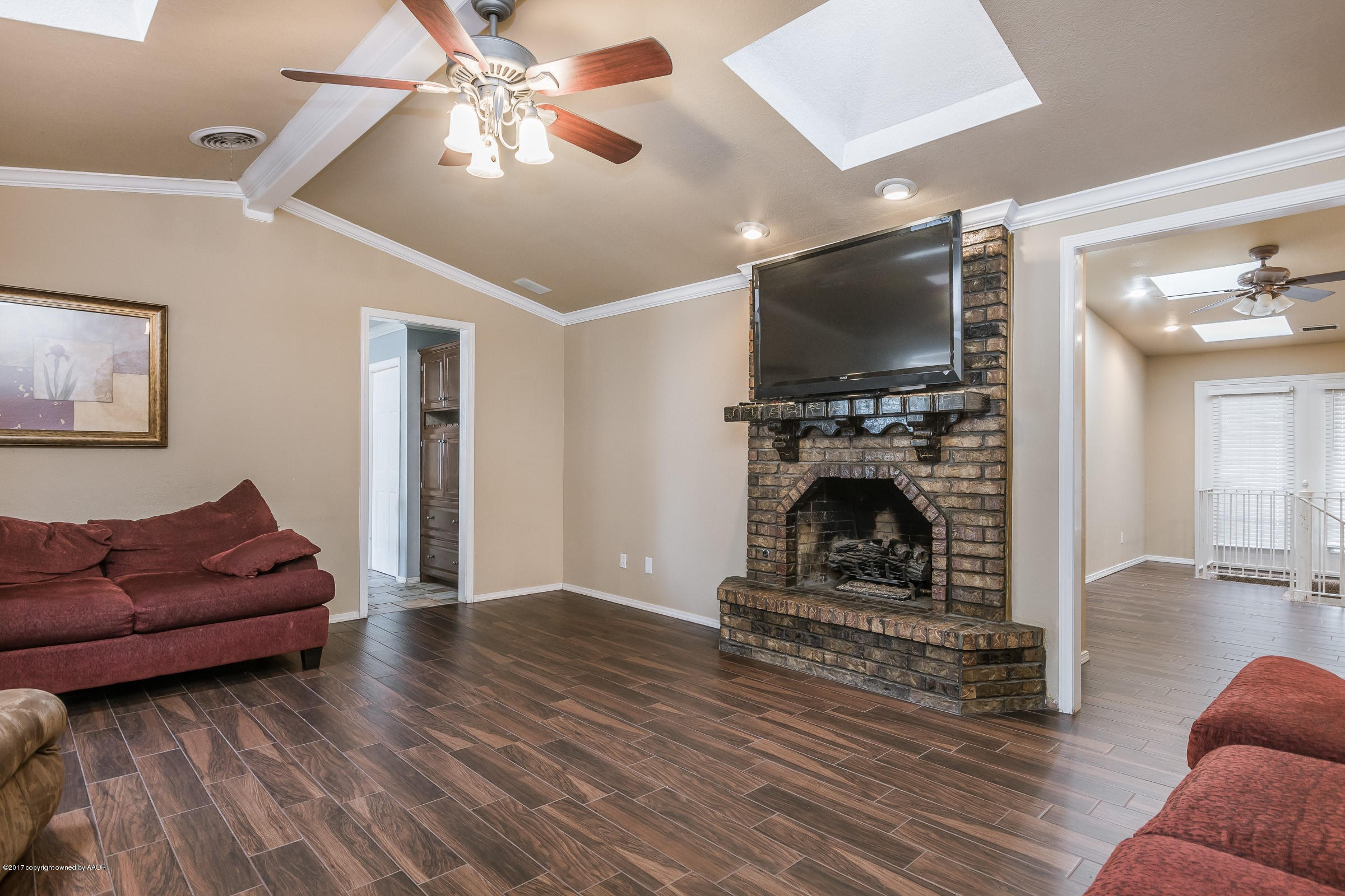 6608 Drexel Road Amarillo, TX 79109 - Photo 4 of 23 004_Living Room_-3