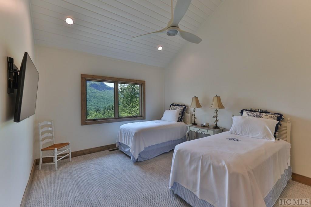 92 Forestland Road Cashiers, NC 28717 - Photo 23 of 35 Gallery Image 23