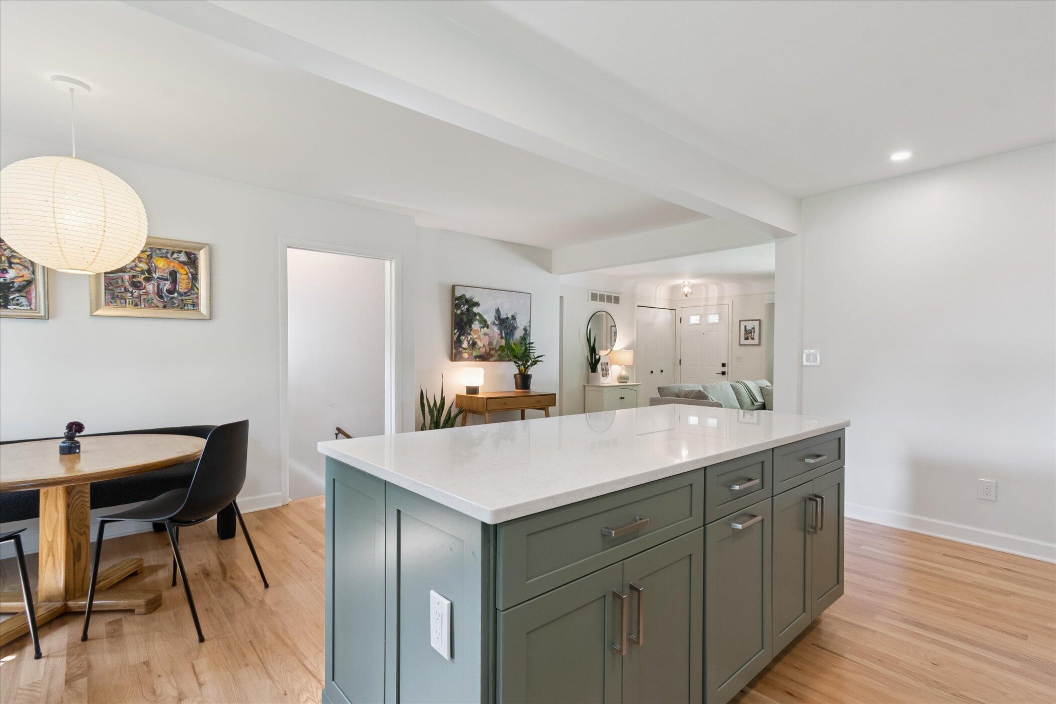 2789 Colony Road Ann Arbor, MI 48104 - Photo 15 of 66 18-2789-Colony-Rd-Ann-Arbor-MI-48104-Win