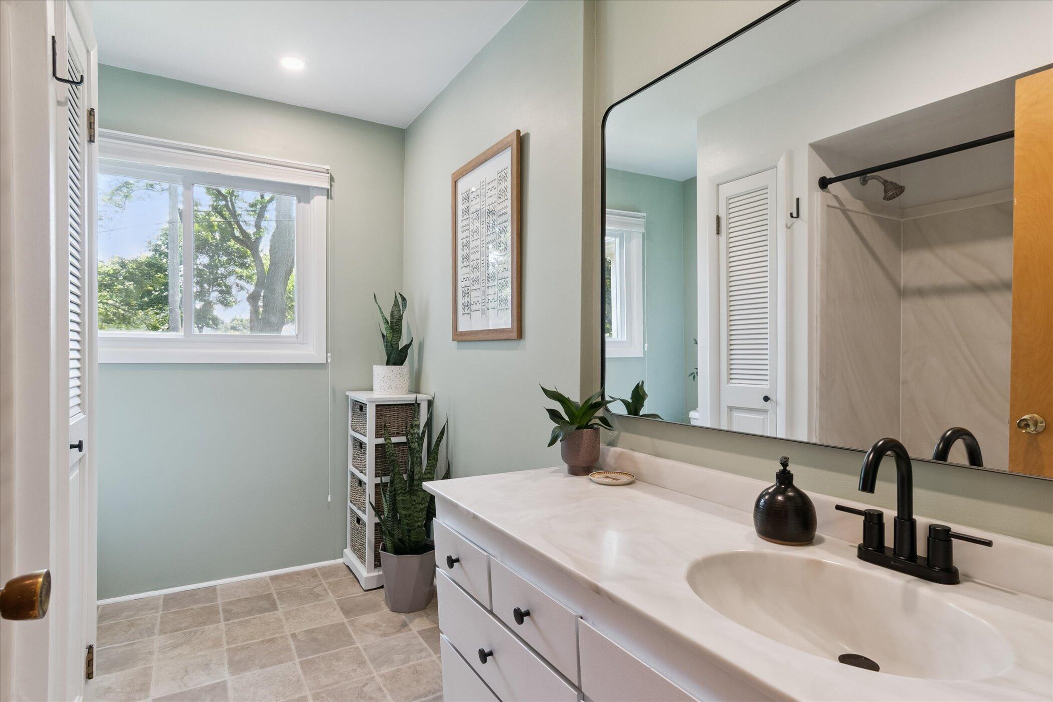 2789 Colony Road Ann Arbor, MI 48104 - Photo 33 of 66 36-2789-Colony-Rd-Ann-Arbor-MI-48104-Win