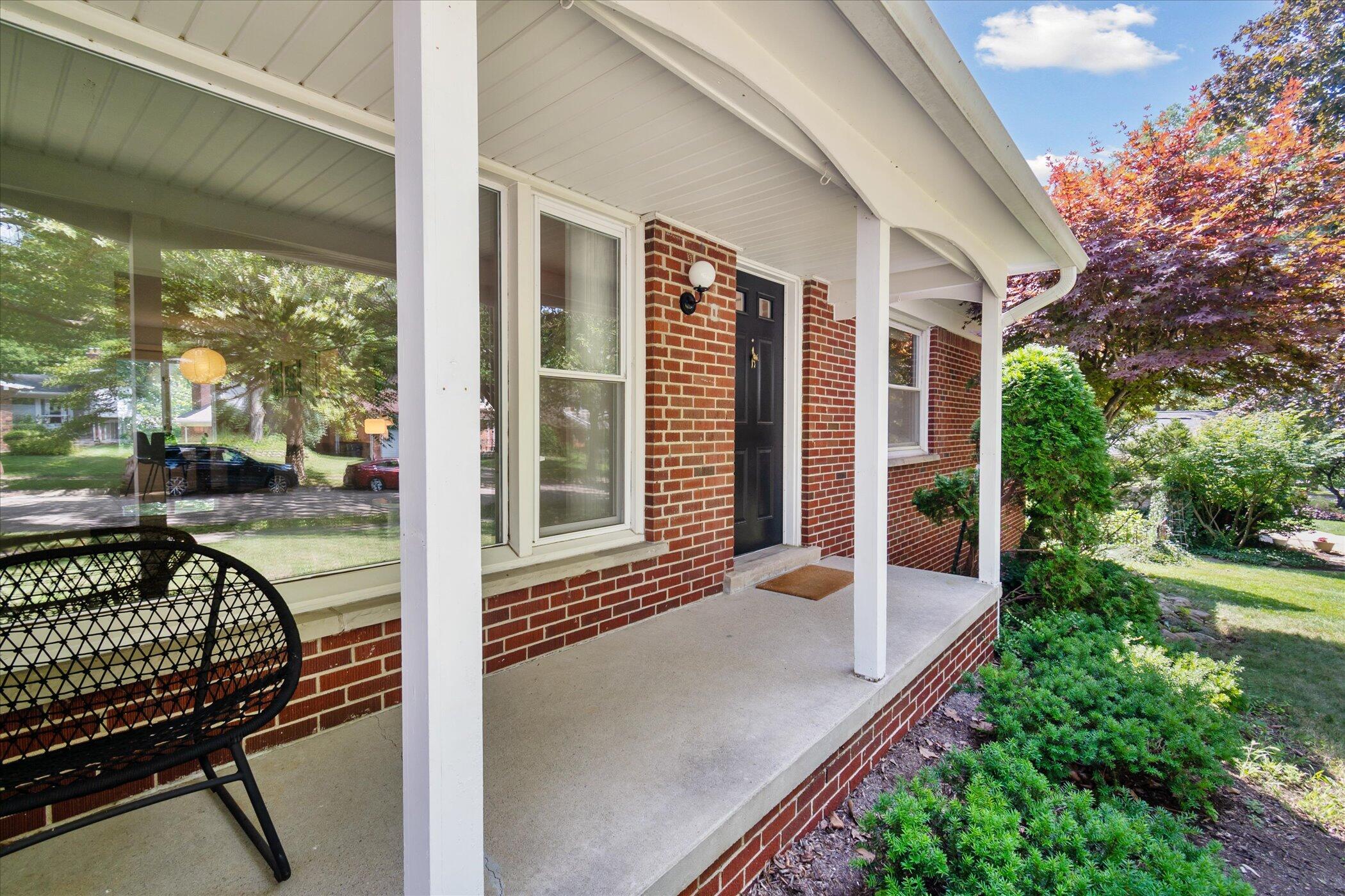 2789 Colony Road Ann Arbor, MI 48104 - Photo 49 of 66 06-2789-Colony-Rd-Ann-Arbor-MI-48104-Win