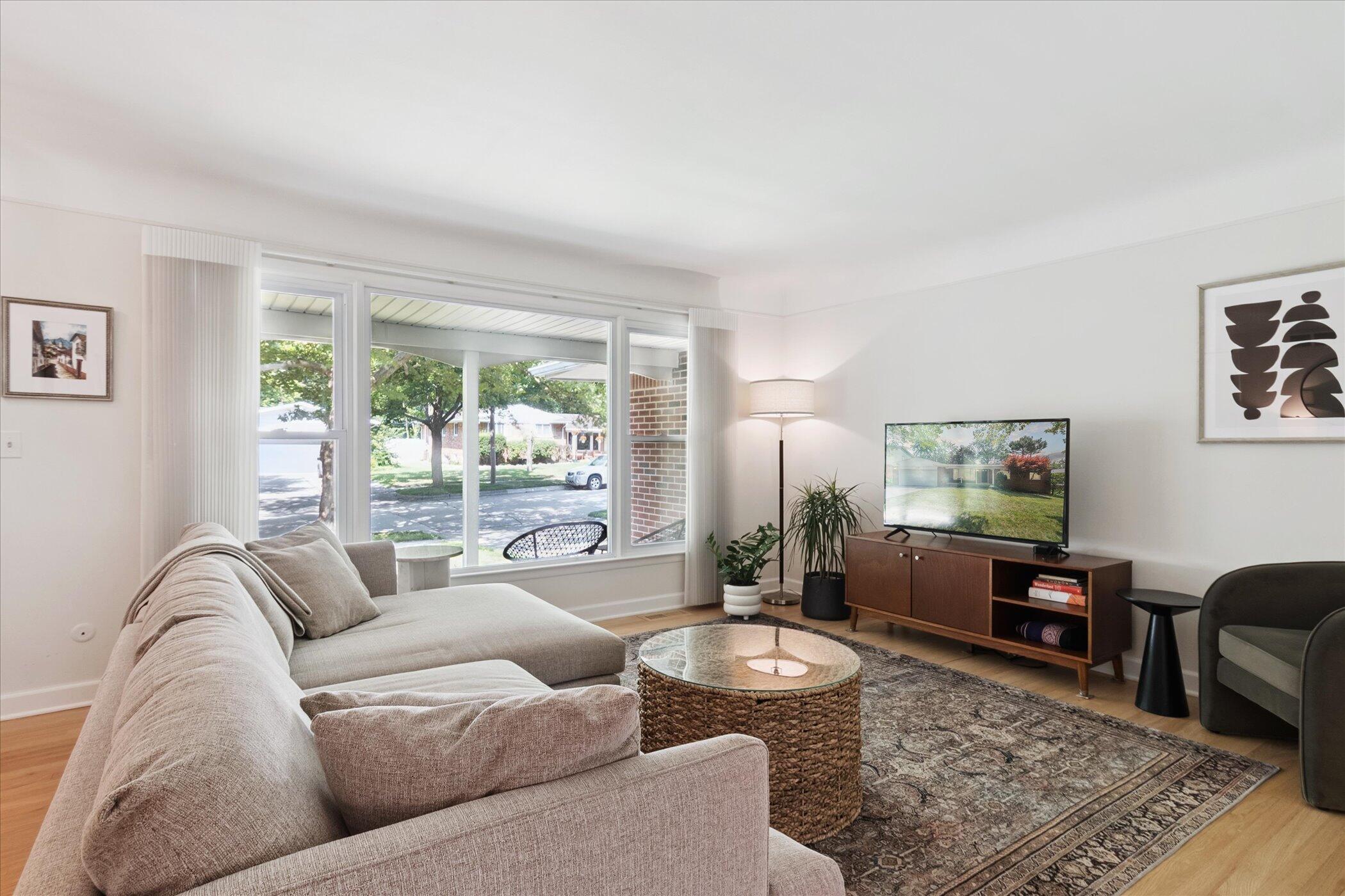 08-2789-Colony-Rd-Ann-Arbor-MI-48104-Win