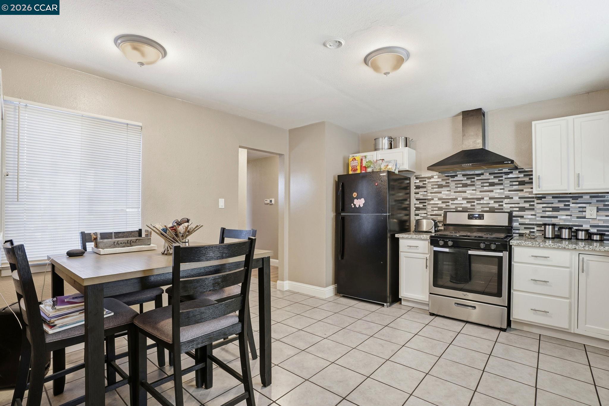 322 East Tregallas Road Antioch, CA 94509 - Photo 11 of 23