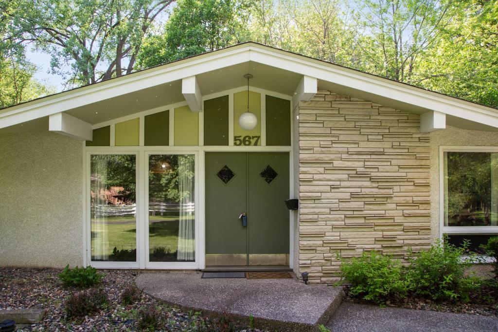 567 Rice Creek Terrace Northeast Fridley, MN 55432 - Photo 2 of 43 Gallery Image 2