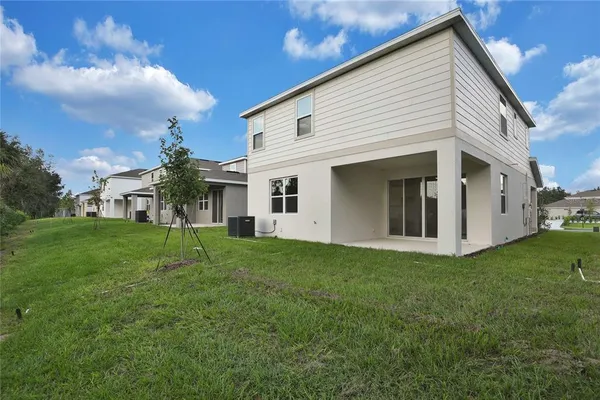 $342,482 | 762 Lake Dell Drive, Dundee, FL 33838