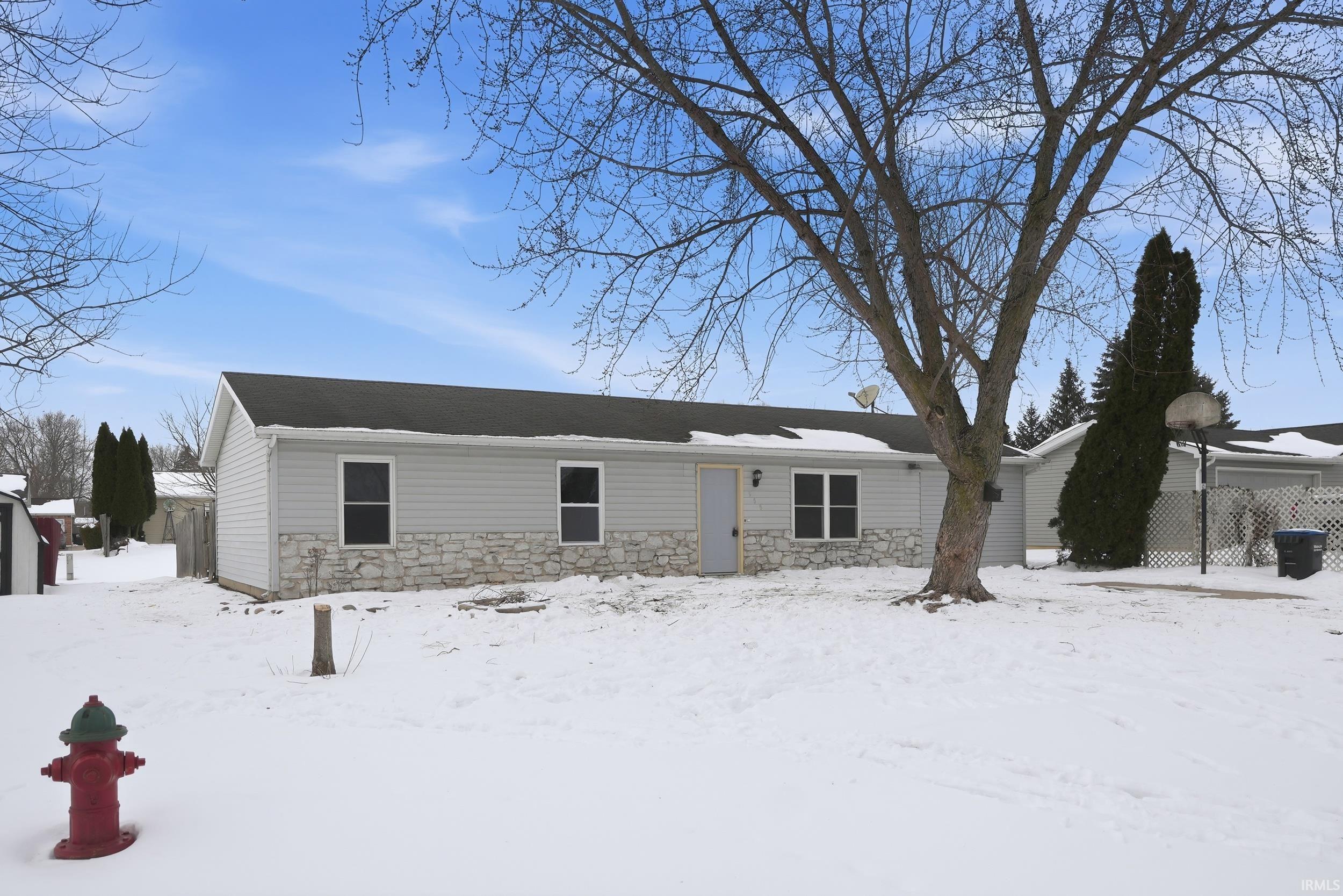 555 South Best Street Waterloo, IN 46793 - Photo 3 of 35