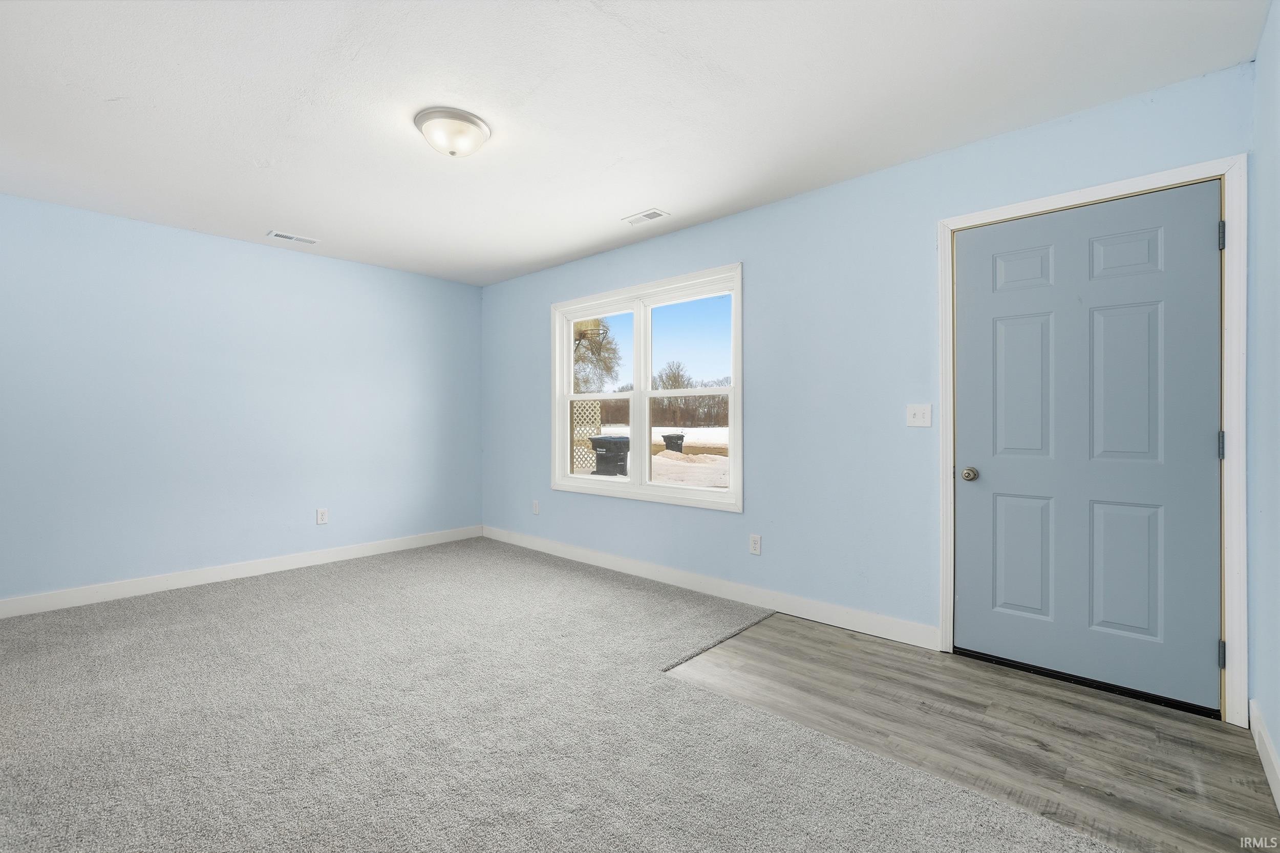 555 South Best Street Waterloo, IN 46793 - Photo 5 of 35