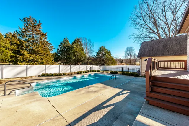 $849,900 | 5563 Stacy Springs Road, Springfield, TN 37172