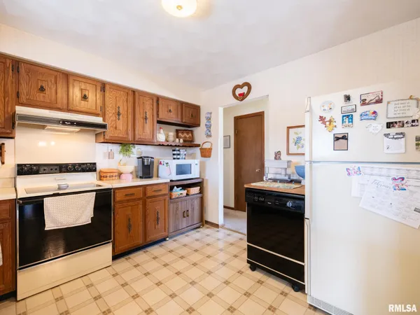 $233,000 | 9522 West Excalibur Court, Mapleton, IL 61547