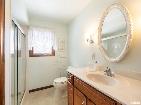 $233,000 | 9522 West Excalibur Court, Mapleton, IL 61547