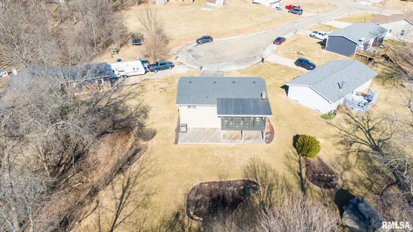 $233,000 | 9522 West Excalibur Court, Mapleton, IL 61547