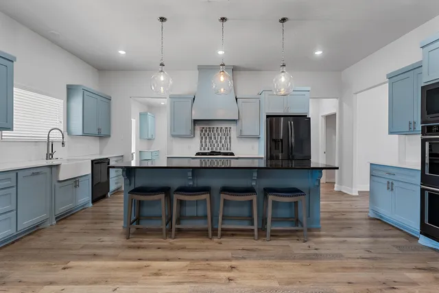 $724,000 | 9217 County Road 6870, Lubbock, TX 79407