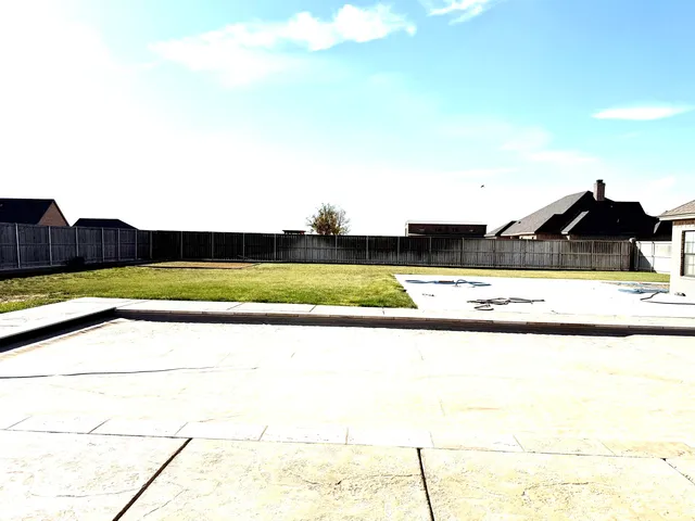 $738,000 | 9217 County Road 6870, Lubbock, TX 79407