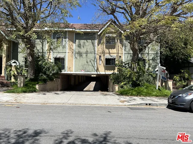 $3,295 | 21 Palmetto Drive, Unit F, Alhambra, CA 91801