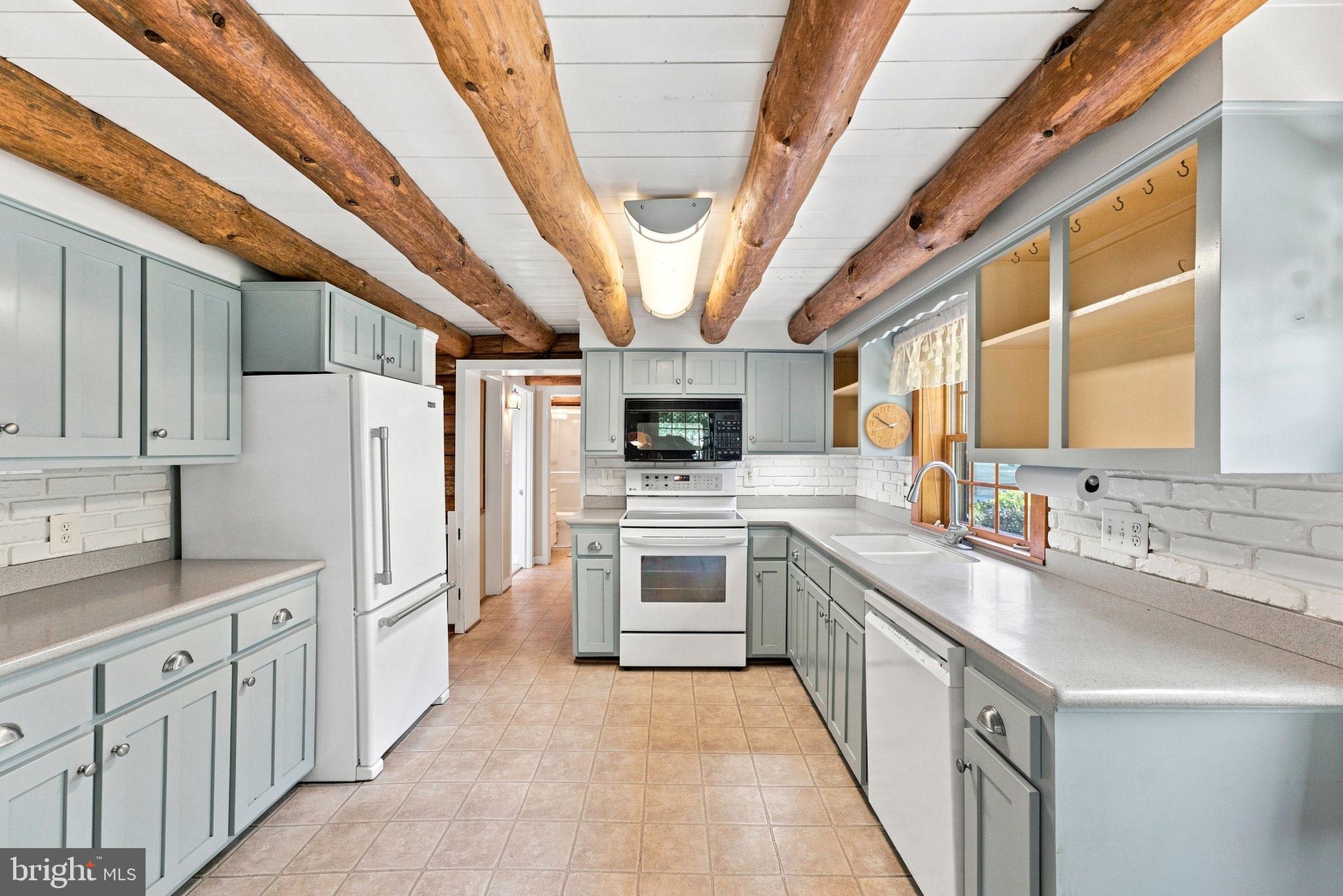 229 Grandview Road Washington, VA 22747 - Photo 41 of 75 KITCHEN