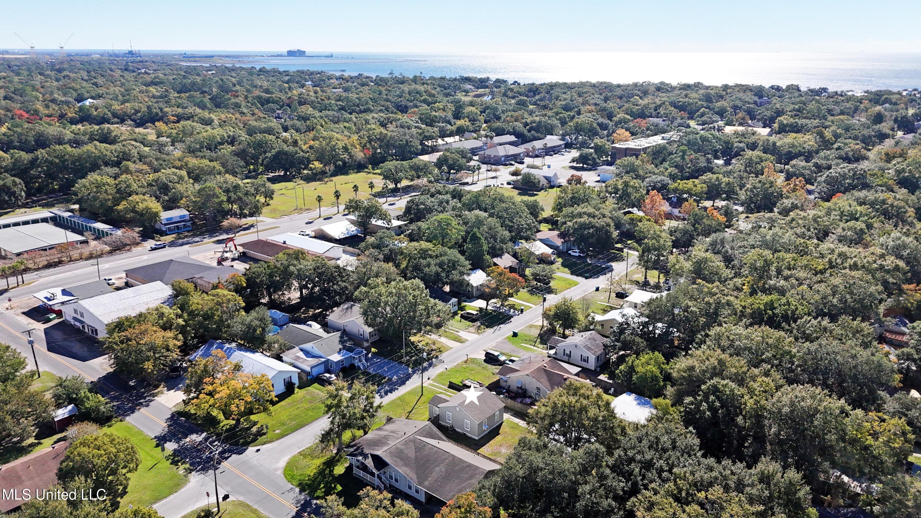 1603 Williams Street Pascagoula, MS 39567 - Photo 21 of 26 021 (17)