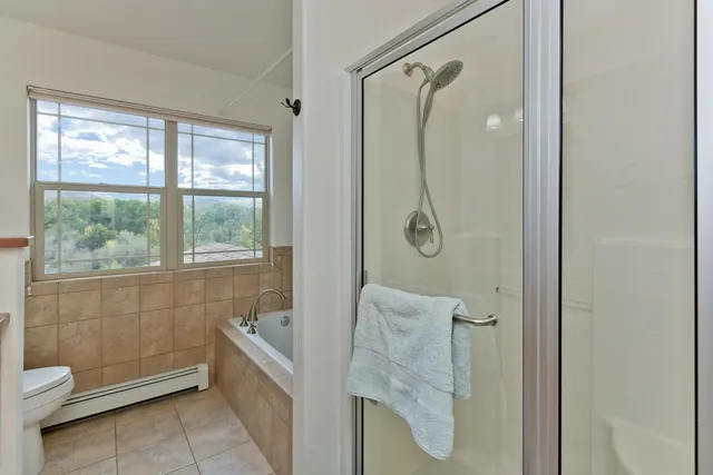 a view of a livingroom with furniture and a livingroom