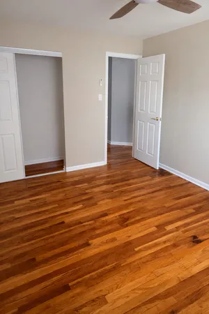 $159,995 | 8828 North Leslie Lane, Unit 1F, Des Plaines, IL 60016