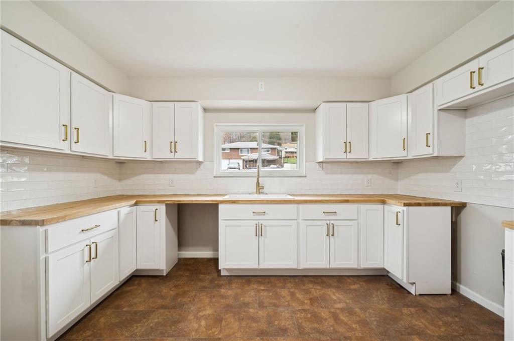 2632 River Road Vandergrift, PA 15690 - Photo 8 of 34 Gallery Image 8