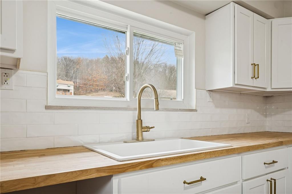 2632 River Road Vandergrift, PA 15690 - Photo 9 of 34 Gallery Image 9