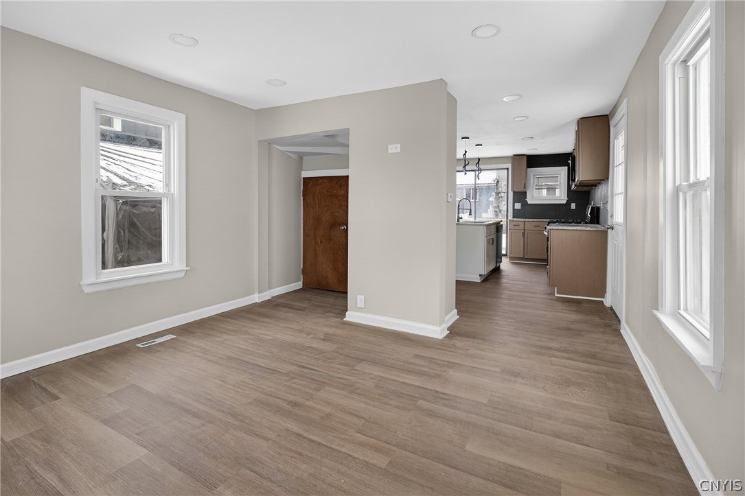 204 East Maple Avenue East Rochester, NY 14445 - Photo 12 of 34