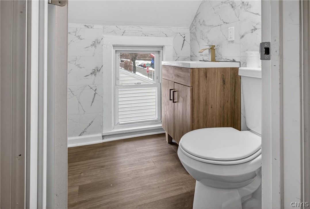 204 East Maple Avenue East Rochester, NY 14445 - Photo 18 of 34