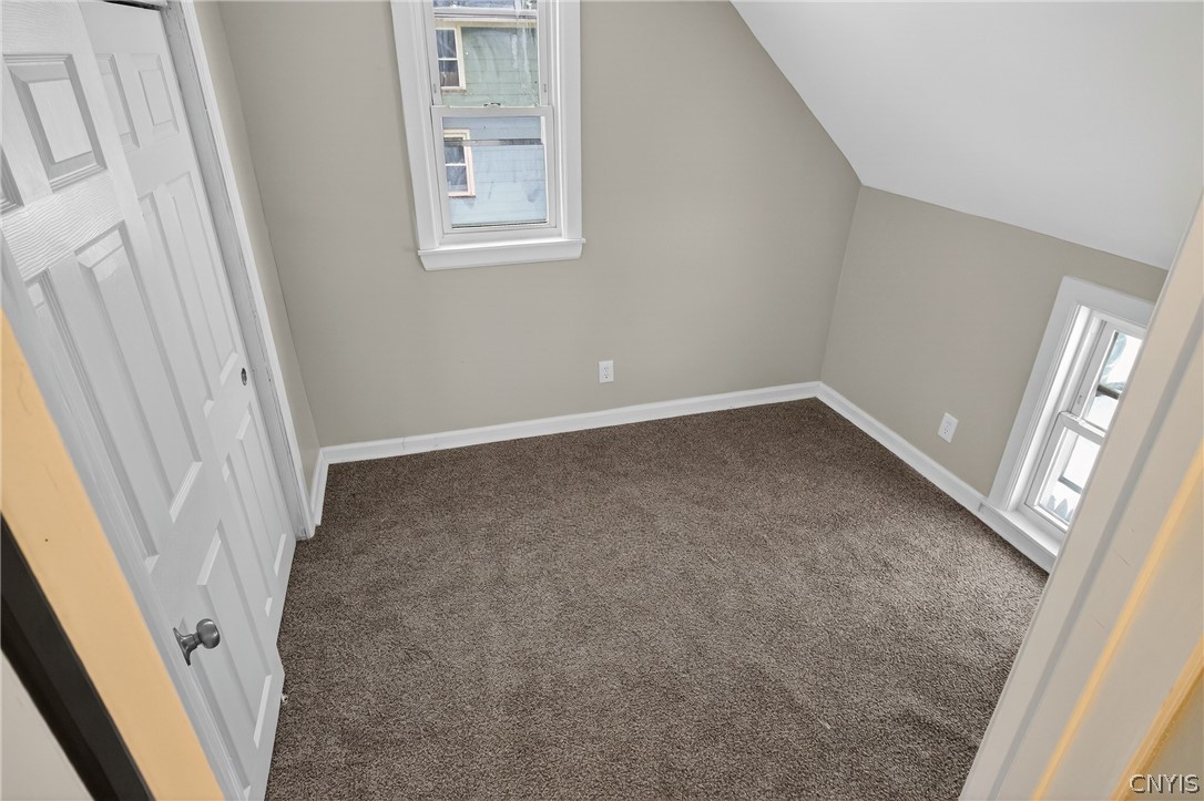 204 East Maple Avenue East Rochester, NY 14445 - Photo 21 of 34