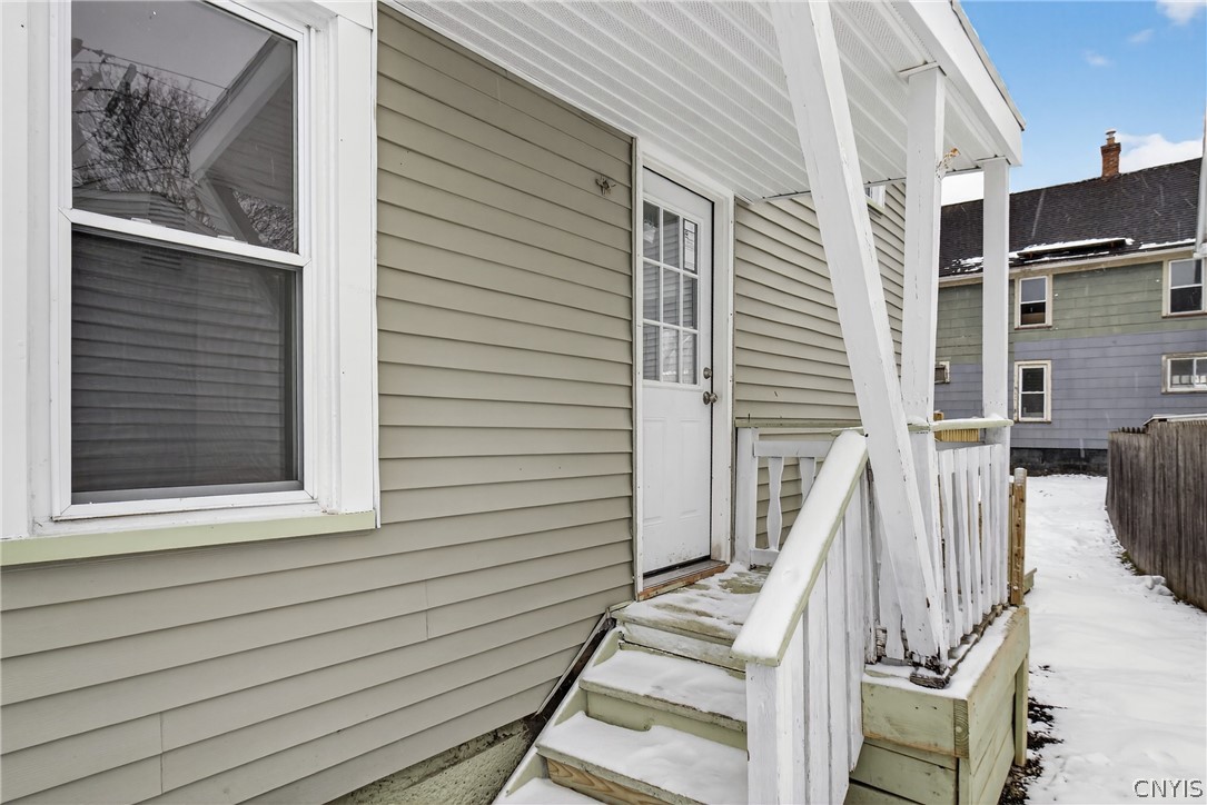 204 East Maple Avenue East Rochester, NY 14445 - Photo 5 of 34