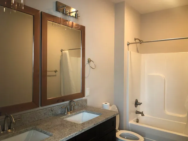 $2,400 | 1418 Adams Street, Chattanooga, TN 37408