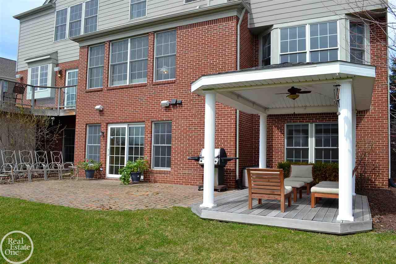 5650 Stonehaven Boulevard Rochester, MI 48306 - Photo 18 of 20