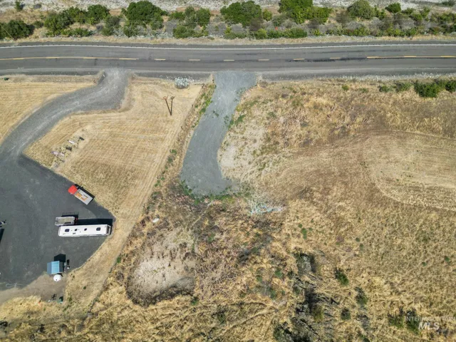 $325,000 | 24122 Snake River Road, Asotin, WA 99402