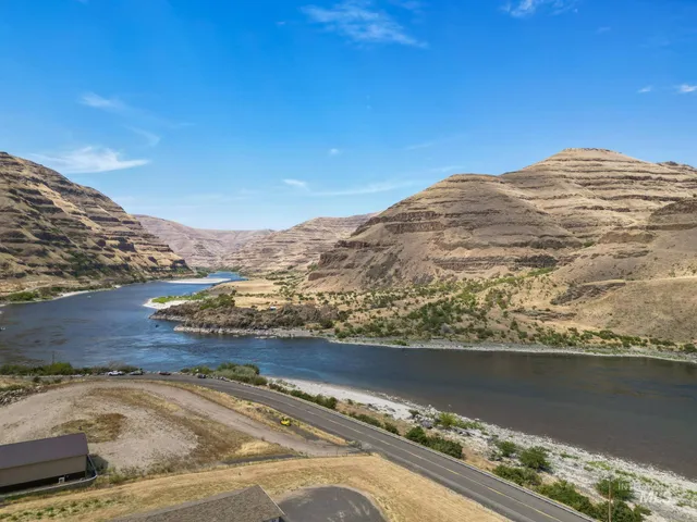 $325,000 | 24122 Snake River Road, Asotin, WA 99402
