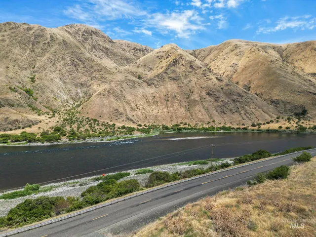 $325,000 | 24122 Snake River Road, Asotin, WA 99402