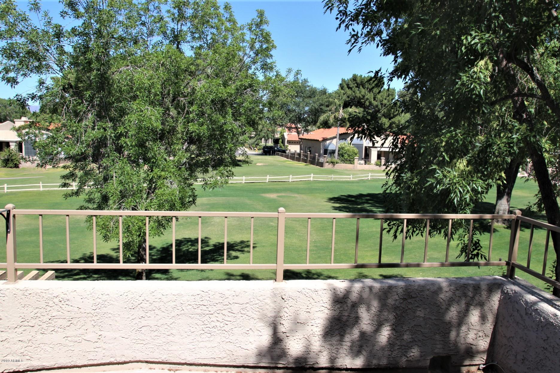 11615 North 40th Way Phoenix, AZ 85028 - Photo 12 of 33 a view of a basketball court