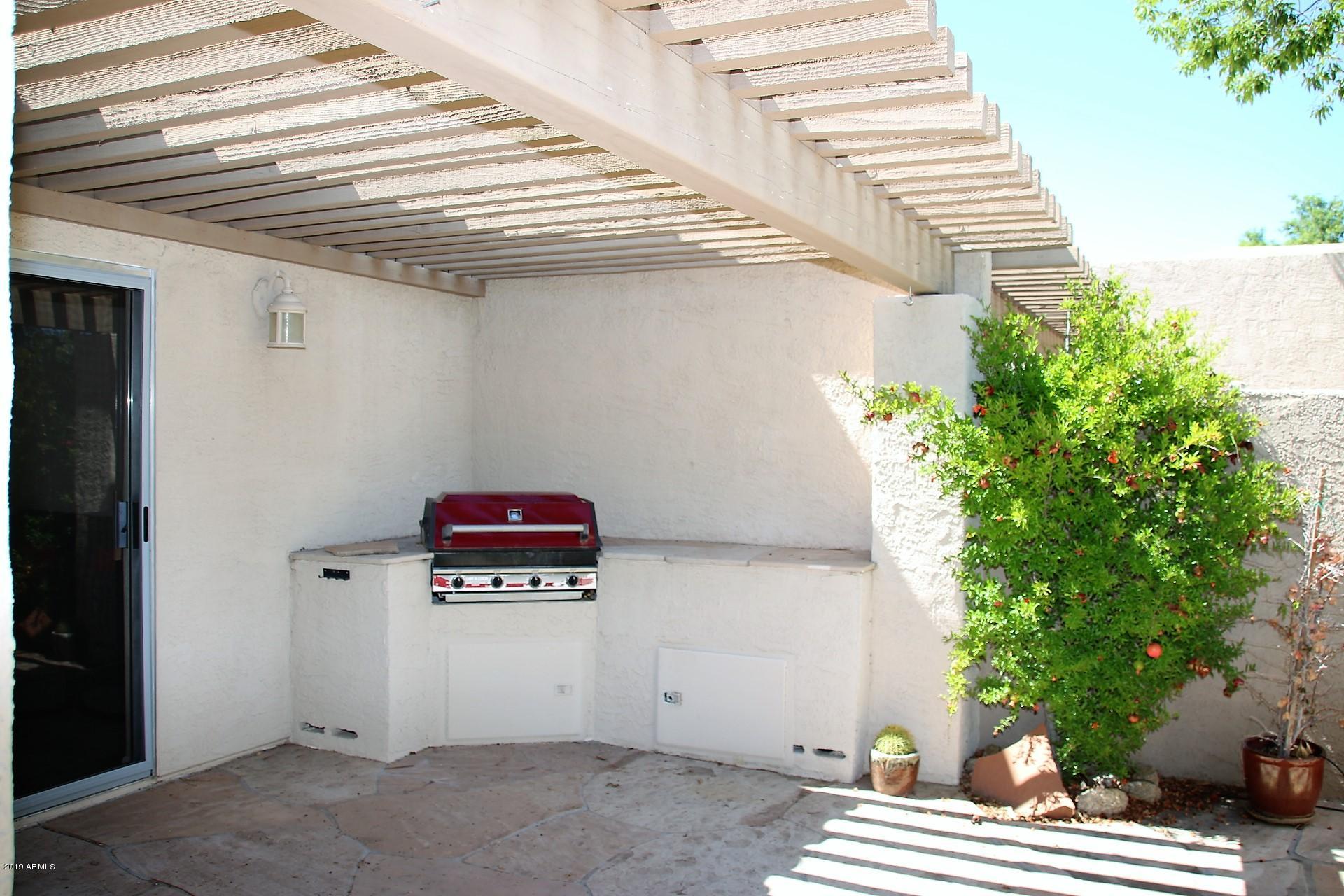 11615 North 40th Way Phoenix, AZ 85028 - Photo 32 of 33 a view of a small space