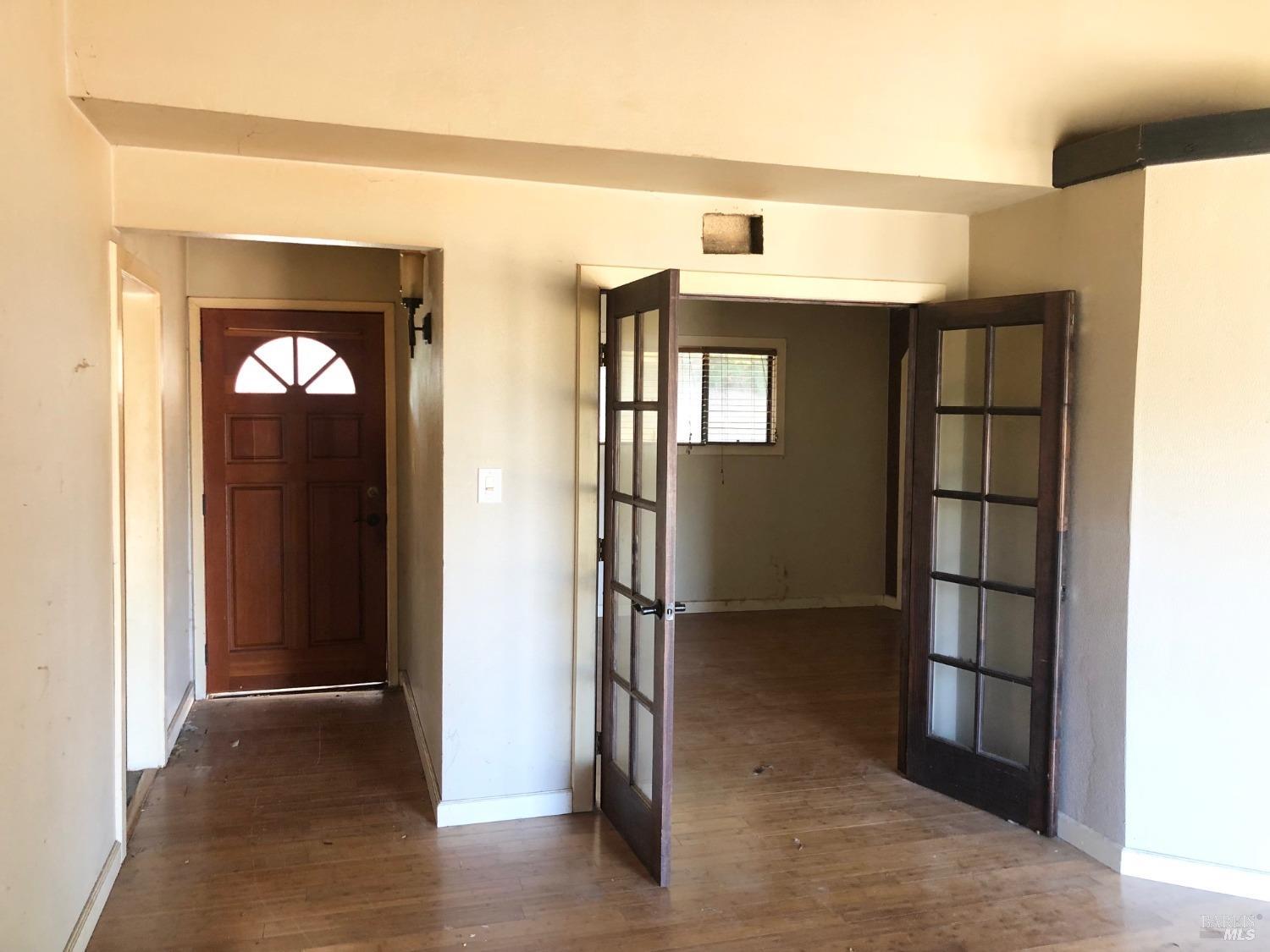 306 Marin Avenue Mill Valley, CA 94941 - Photo 7 of 26 a view of entryway