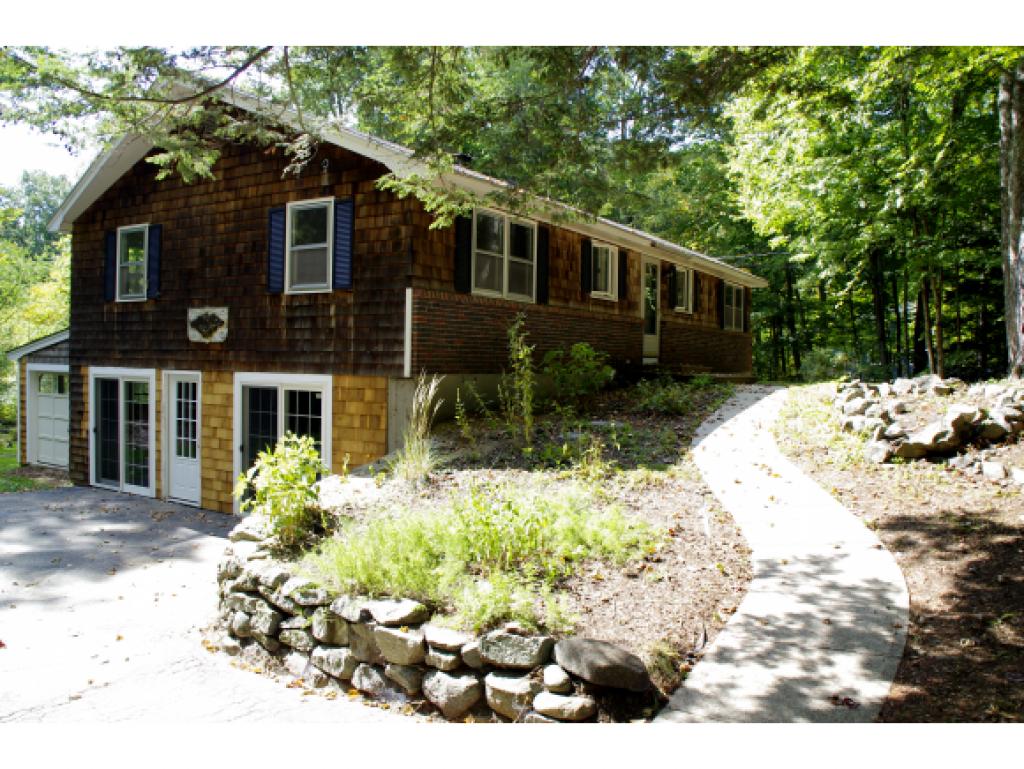 30 Woodridge Road Durham, NH 03824 - Photo 2 of 26