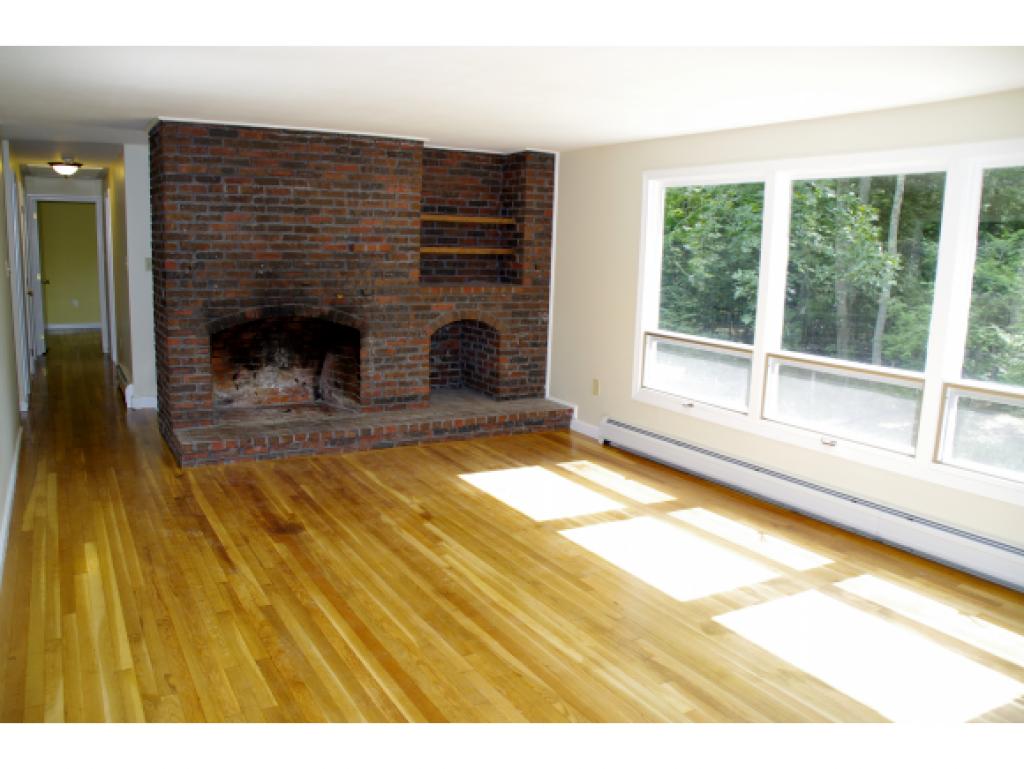 30 Woodridge Road Durham, NH 03824 - Photo 11 of 26