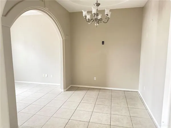 $1,800 | 3300 Santa Laura, Mission, TX 78572