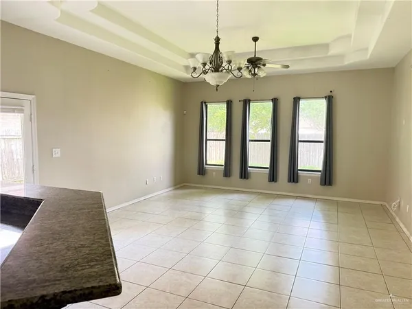 $1,800 | 3300 Santa Laura, Mission, TX 78572