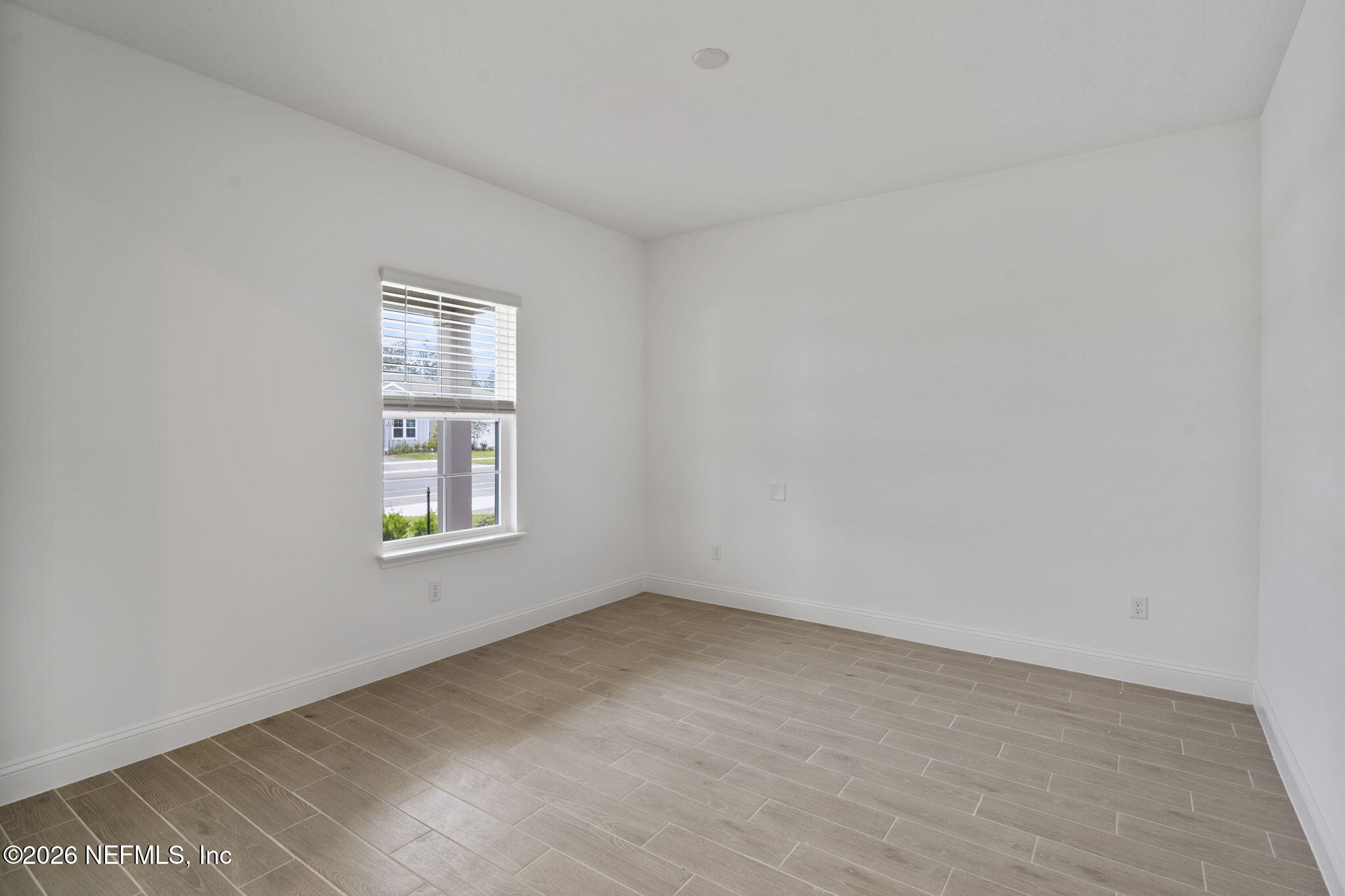 76101 Estuary Way Yulee, FL 32097 - Photo 9 of 47 Dining Room