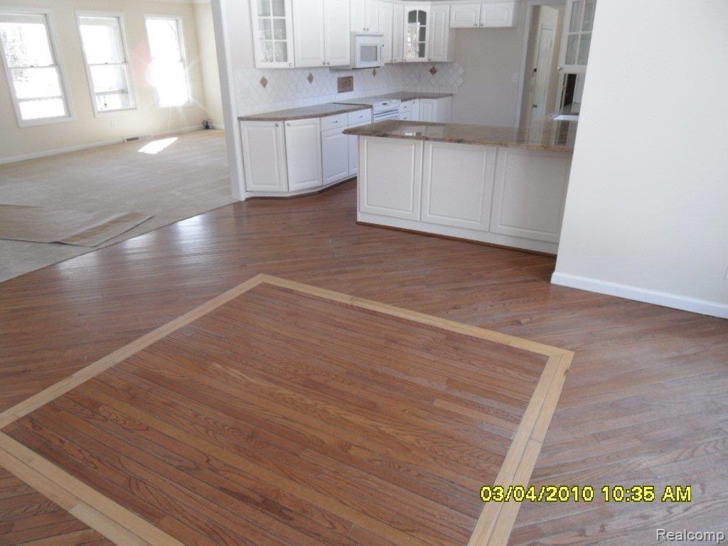 50329 Sass Road New Baltimore, MI 48047 - Photo 5 of 14 dining area