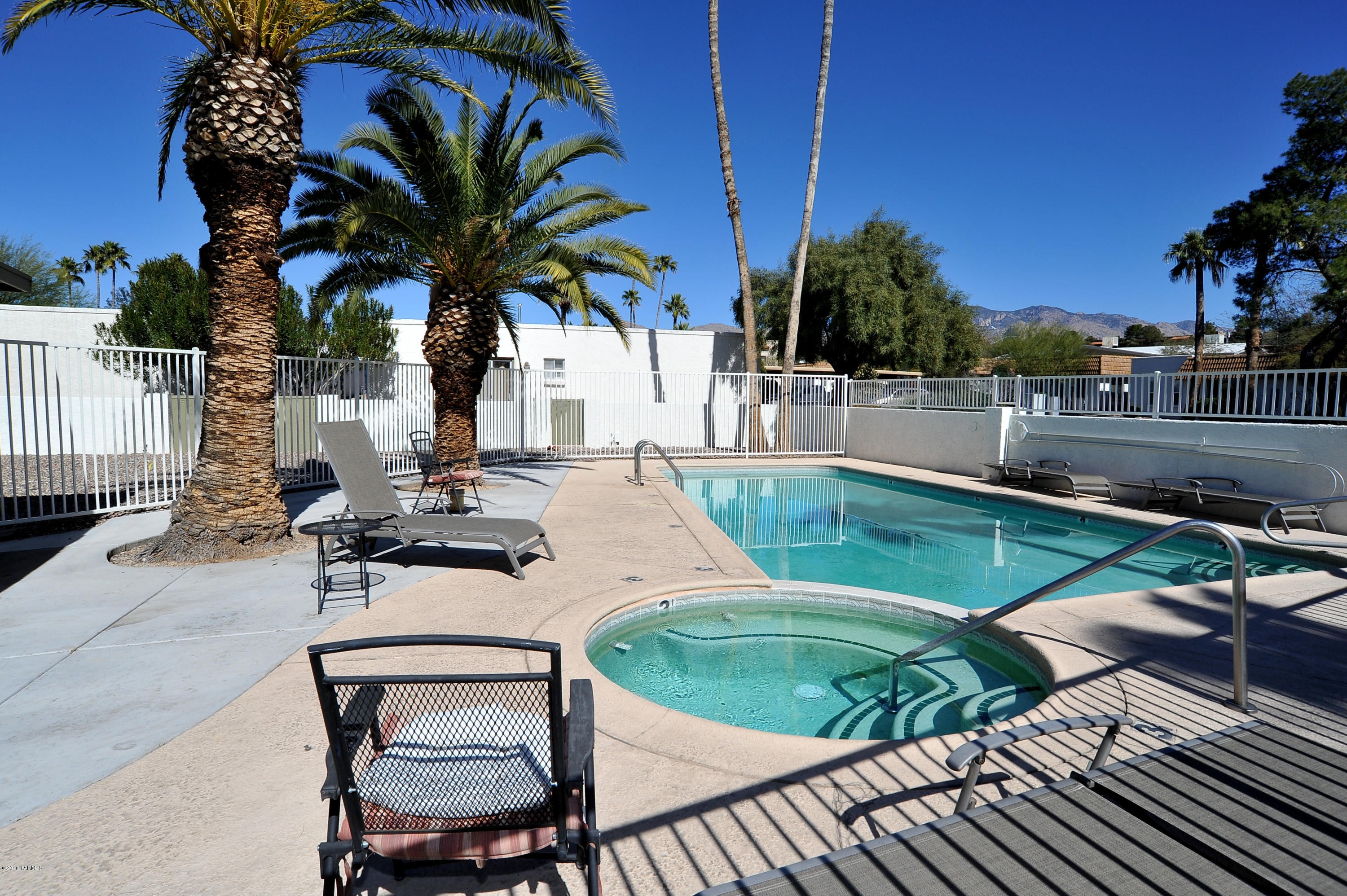 600 East River Road, Unit L Tucson, AZ 85704 - Photo 20 of 22 Gallery Image 20