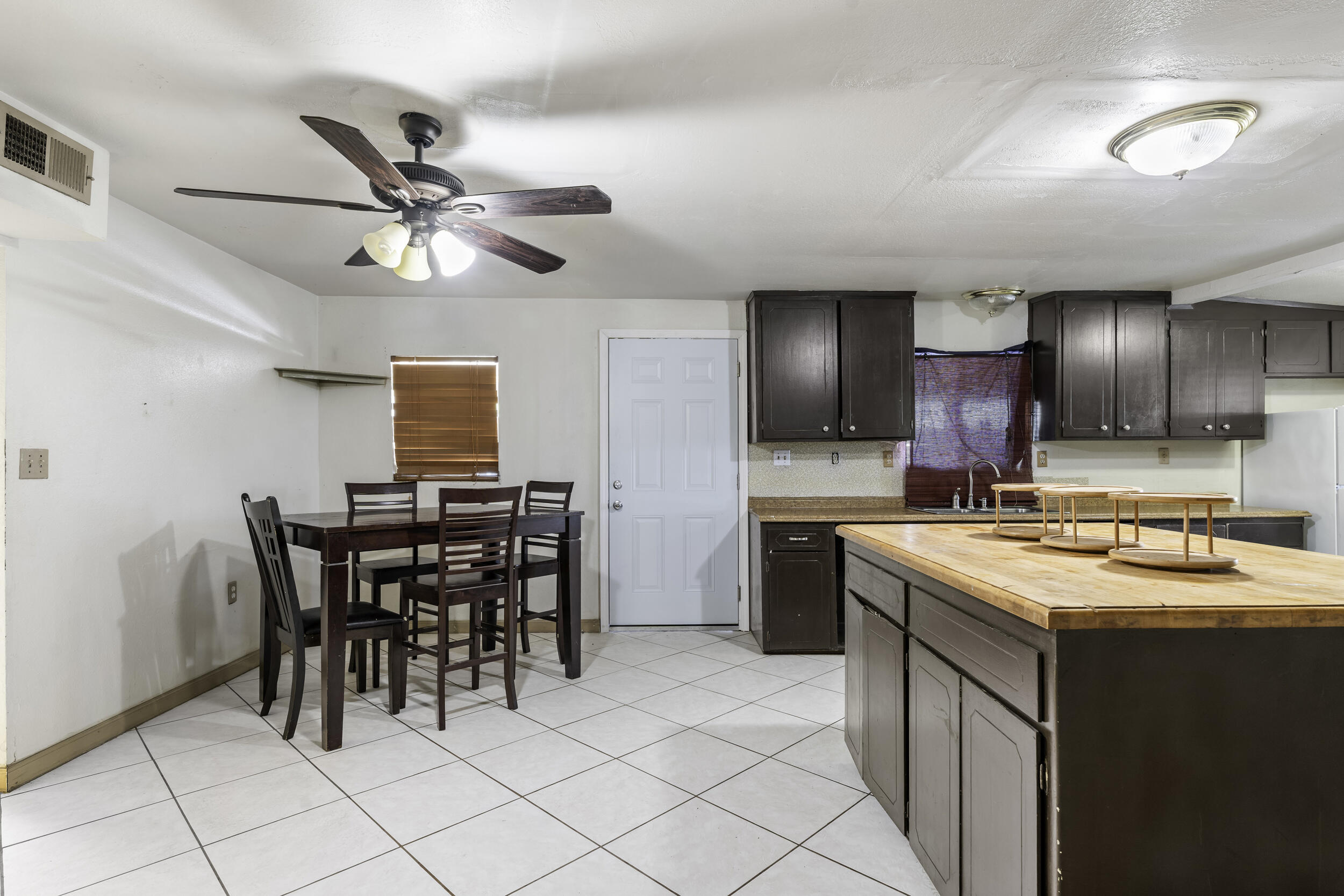 85 Rd 136 Delano, CA 93215 - Photo 46 of 83 36.1