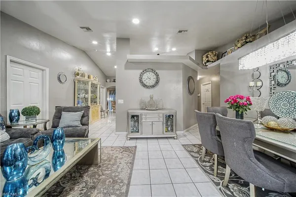 $469,900 | Undisclosed Address, Naples, FL 34113