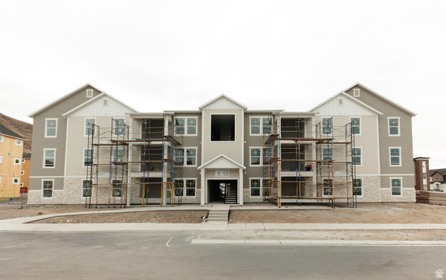 709 West 4500th South, Unit N301 Mapleton, UT 84664 - Photo 1 of 17 View of apartment building / complex