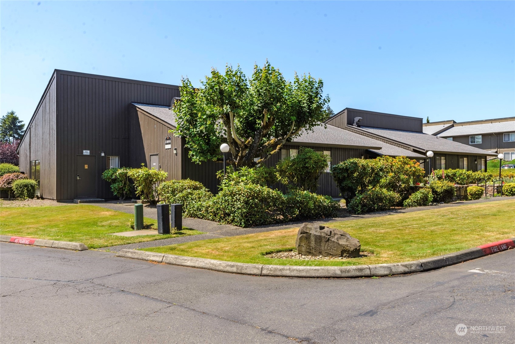 1506 North Defiance Street, Unit R201 Tacoma, WA 98406 - Photo 11 of 20 Gallery Image 11