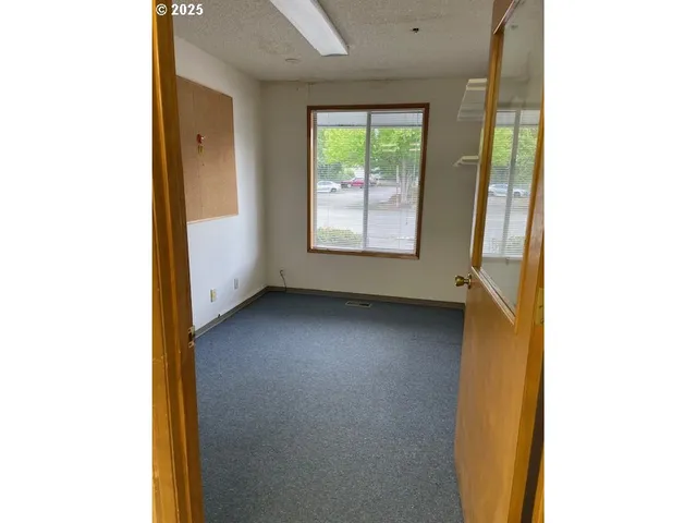 $450,000 | 32 Marion Lane, Eugene, OR 97404