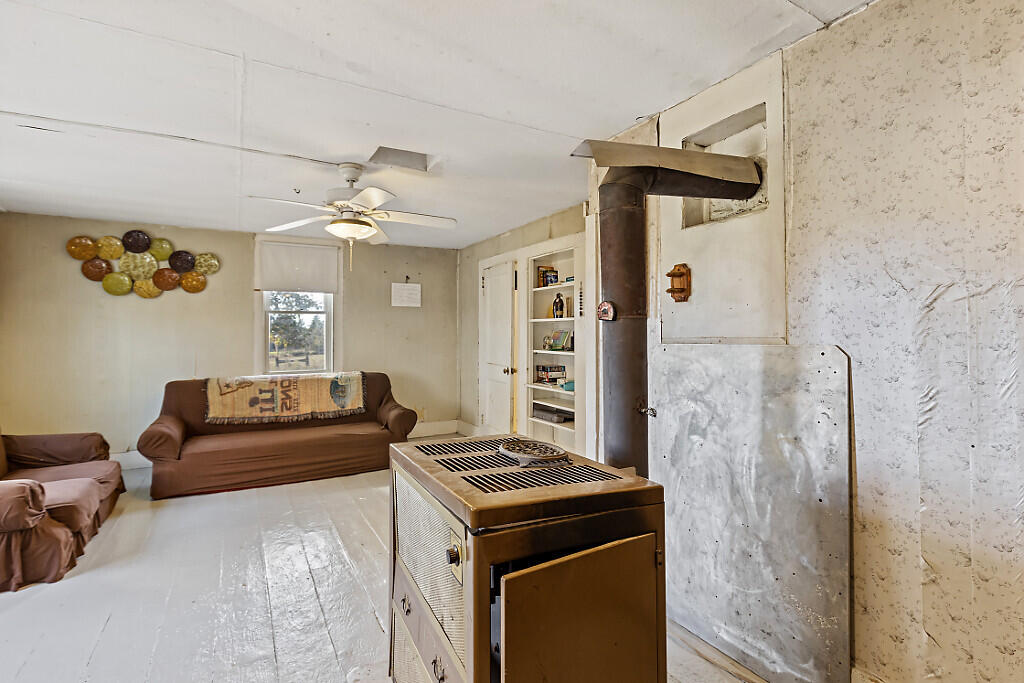 81 Downing Road Exeter, ME 04435 - Photo 23 of 57 13_BP5A0057_DxO_mls